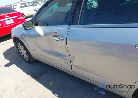 2010 Lincoln Mkz из США, поврежденный, VIN 3LNHL2GC8AR612837